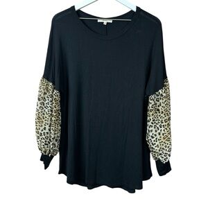 Andree By Unit Black Top Leopard Print Sleeves Women Sz M